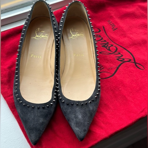 Christian Louboutin Grey Suede Anjalina Ballet Flats - Picture 6 of 11